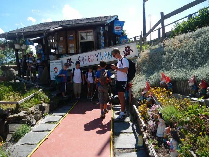 Village Camps International Summer Camp Leysin, Switzerland 2025-08-09 https://www.villagecamps.com/journals_admin/images/699-34-green mini (3).jpg